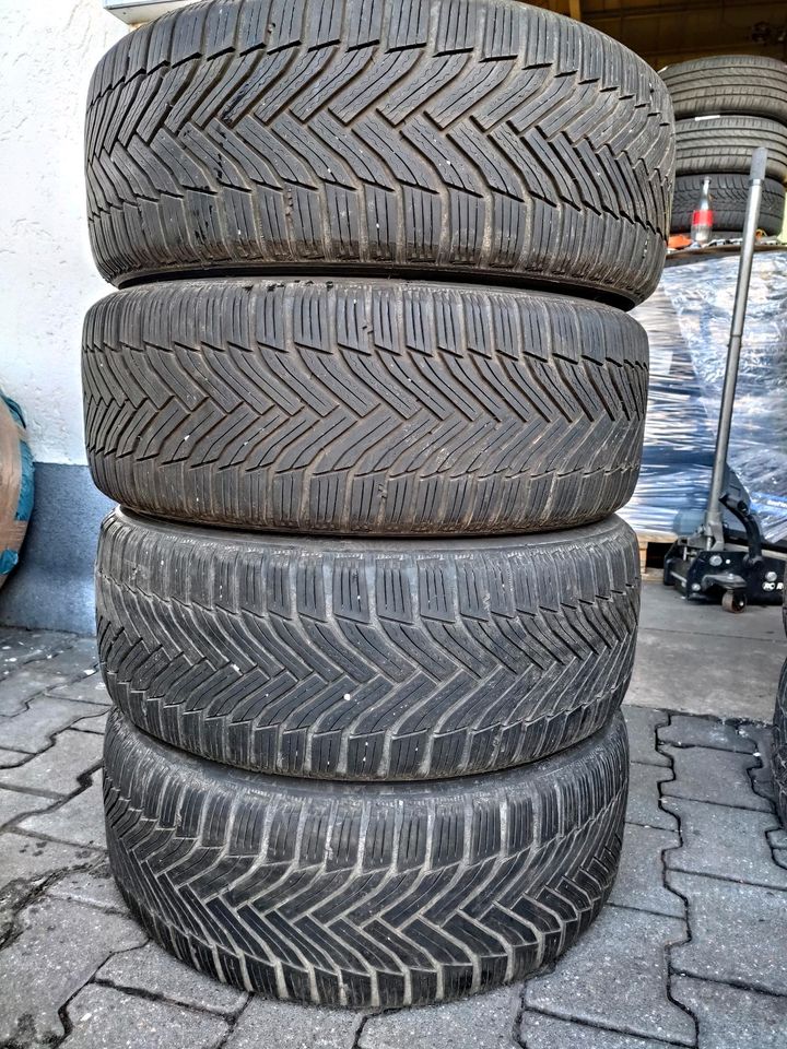 ✓ MICHELIN ✓ AUDI A6 4F A5 A4 B9 WINTERREIFEN 225/50 R17 FELGEN in Herten