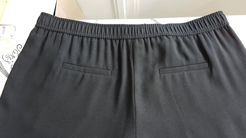 Hose Gerry Weber Collection Gr. 42 L Stoffhose schwarz edel neuwe in ...