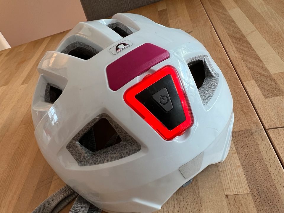 Fahrradhelm weiß rosa Gr. 54-59 mit Licht TOP in Potsdam