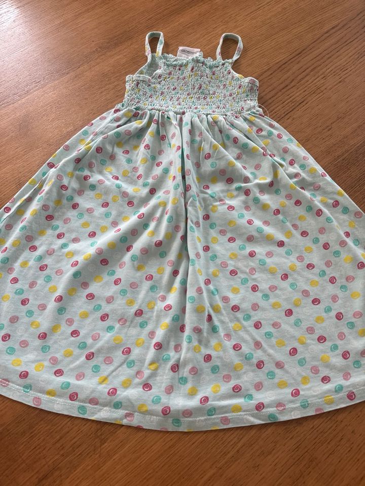 Mädchen Trägerkleid Gr. 128 Topolino Türkis Punkte in Schleiden