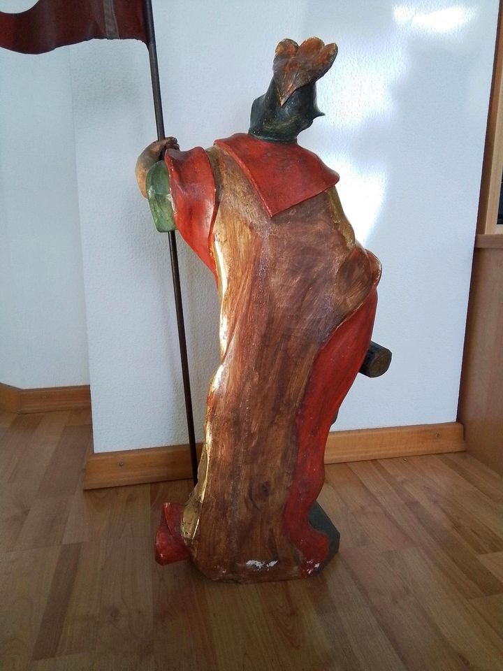 Handgeschnitzte Holzfigur Heiliger Florian in Hildesheim