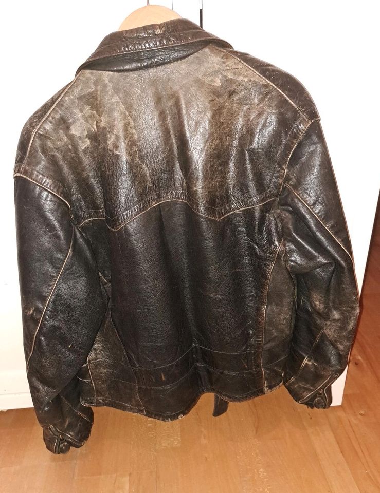 Echte Lederfliegerjacke vintage mit Gebrauchsspuren  Grösse S in Heidesheim