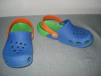 Gr. 27 - 28 Crocs Kinder - Schuhe blau grün orange Berlin - Mitte Vorschau