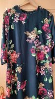 Kleid, wunderschön mit Blumen, schwarz/ Gr. M Niedersachsen - Diepholz Vorschau