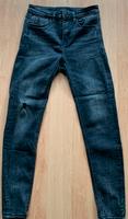Jeans Stradivarius/ Regular High Waist Schwarz 36 Rheinland-Pfalz - Neustadt an der Weinstraße Vorschau