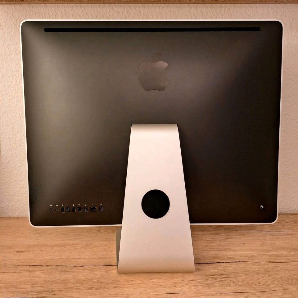 Apple iMac 24" A1225 in Schwaikheim