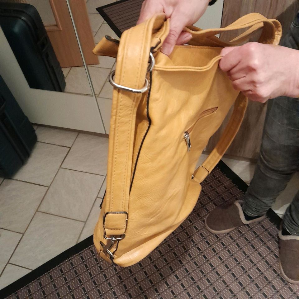Universaltasche Handtasche Rucksack in Sagard