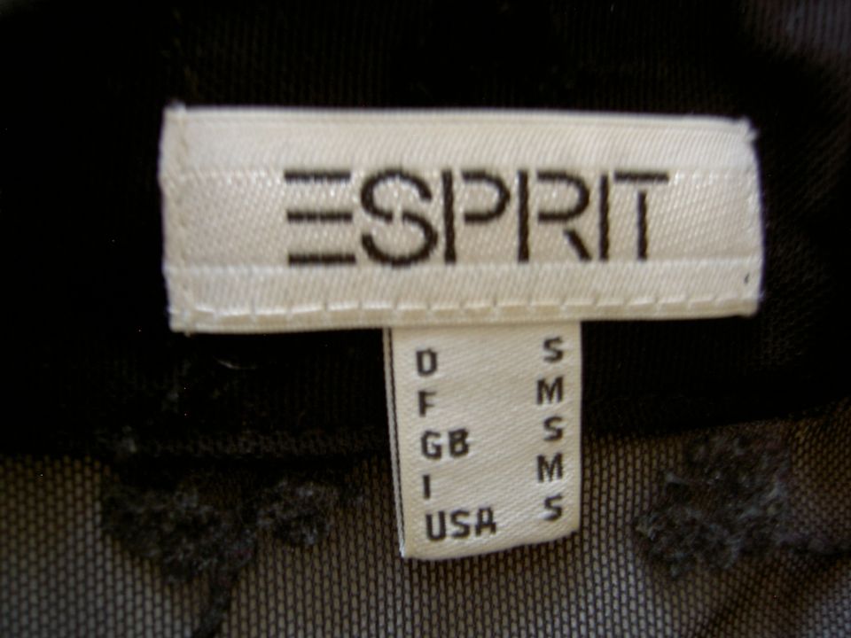 Kurzarm-Bluse Esprit schwarz Mesh Blumen, Gr. S, selten getragen in Tittling