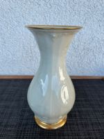 Rosenthal Germany Sanssouci Bauchvase weiß mit Goldrand 24cm Hessen - Michelstadt Vorschau