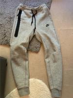 Nike tech Jogginghose XS Nordrhein-Westfalen - Emmerich am Rhein Vorschau