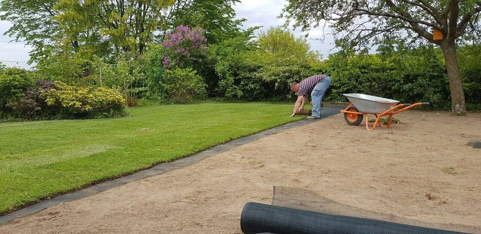 Rollrasen, Rasen neu anlegen, Vertikutieren in Erwitte