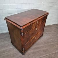26064 Kommode Louis Philippe 1870 Mahagoni furniert Antik Niedersachsen - Nordhorn Vorschau