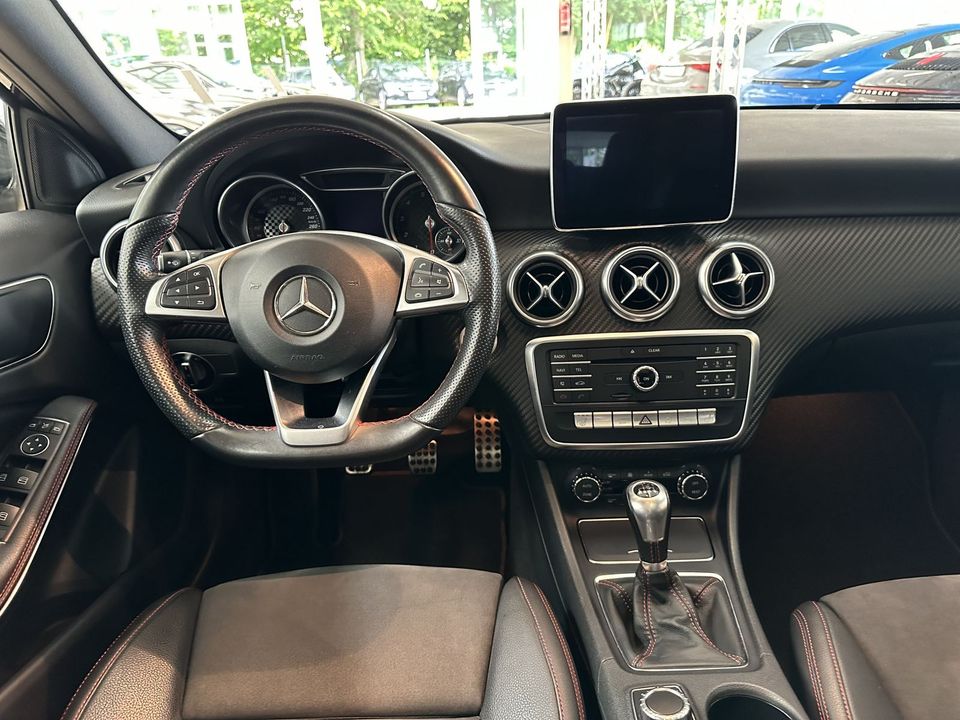 Mercedes-Benz A 180 BE AMG-LiNE*PANO*LED*NAVi*KAMERA*PTS*SiTHG in Kerpen