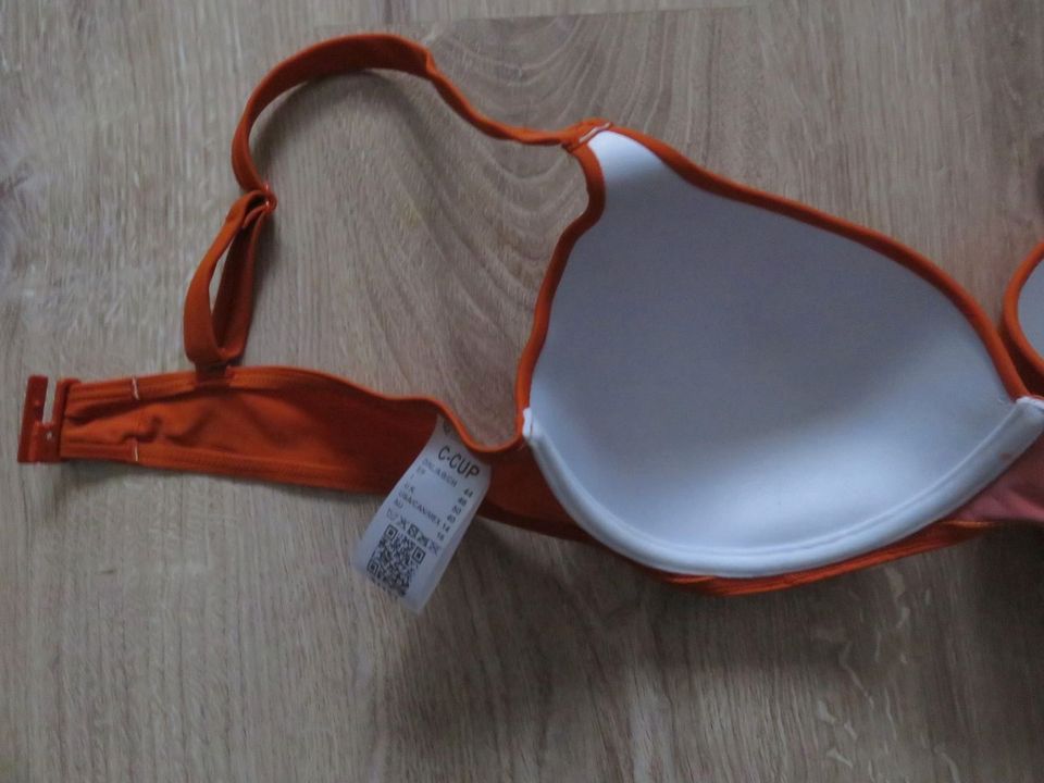 Olympia Damen-Bikini Oberteil - orange - Größe 44 C - Neu !!! in Hof (Saale)