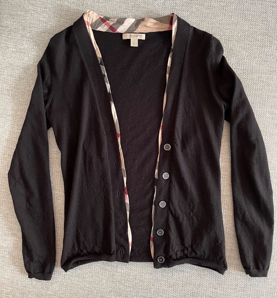 Original BURBERRY Strickjacke Pullover Merinowolle XS in Berlin