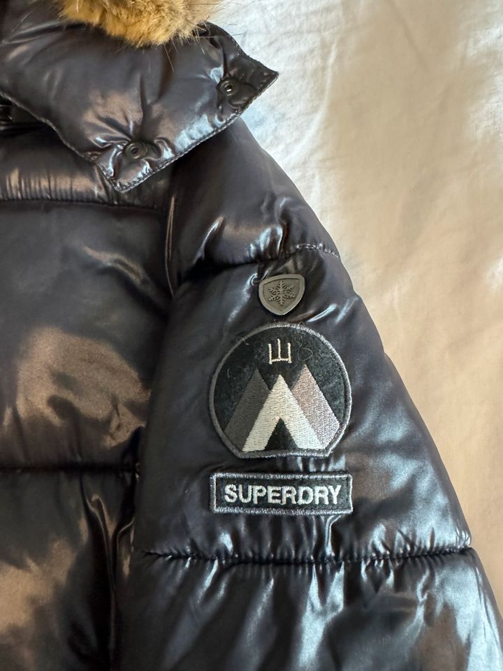 Superdry Jacke Größe 44 in Hemer