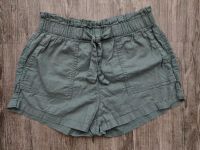 H&M Shorts Gr. 146/152 khaki/grün *top* Niedersachsen - Einbeck Vorschau