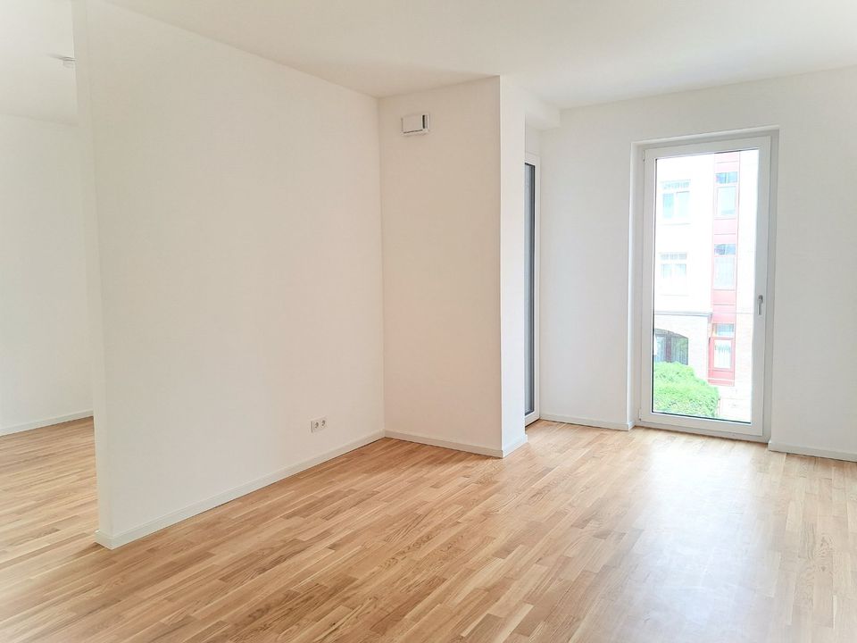 Bereits bezugsfertige 2-Zimmer-Wohnung mit Parkett, moderner Badausstattung & Balkon in Leipzig