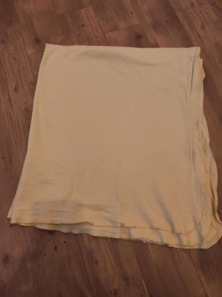 Hoppediz Pucktuch Babydecke gelb-weiß 90x90 cm in Mainz