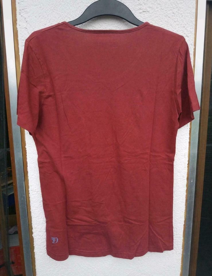 Tom Tailor T-Shirt/Sommershirt - Gr. S - Rot/Bunt mit Aufdruck in Mötzingen