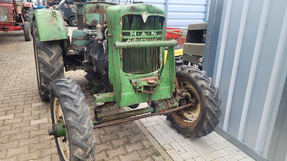 MAN 330 Allrad Ackerdiesel Oldtimer Traktor Papieren 29.04.1952 in Gondershausen