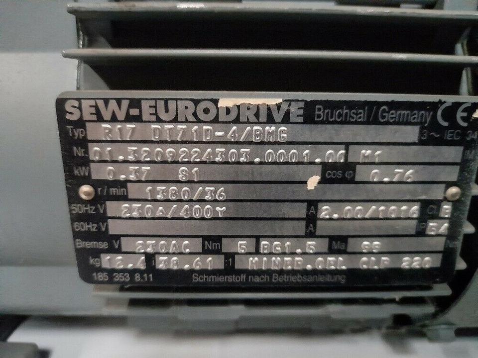 2 x GETRIEBEMOTOREN MIT BREMSE SEW-EURODRIVE 0,37 kWn= 37 min-1 in Kernen im Remstal