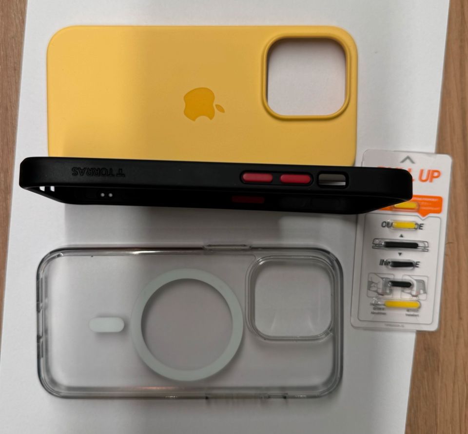 3 hochwertige iPhone 14 Pro MagSafe Hüllen in sehr gutem Zustand in München