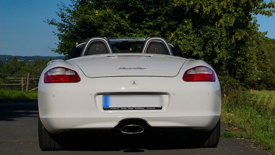 Porsche Exklusives Porsche-Modell mit Vollausstattung in Hennef (Sieg)