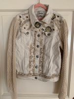 Desigual Jeansjacke Creme Gold Glitzer Rarität Sachsen-Anhalt - Schkopau Vorschau