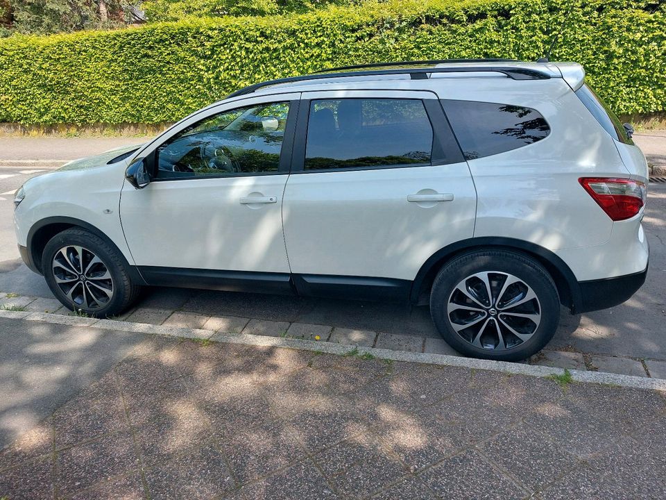 Nissan qaschqai +2  Sieben Sitzplatz in Frankfurt am Main