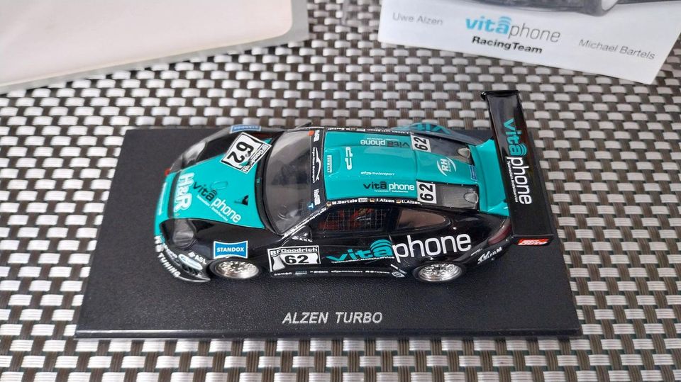 Alzen Motorsport Porsche 911 996 Turbo VLN 2004 1:43 Spark OVP in Walluf