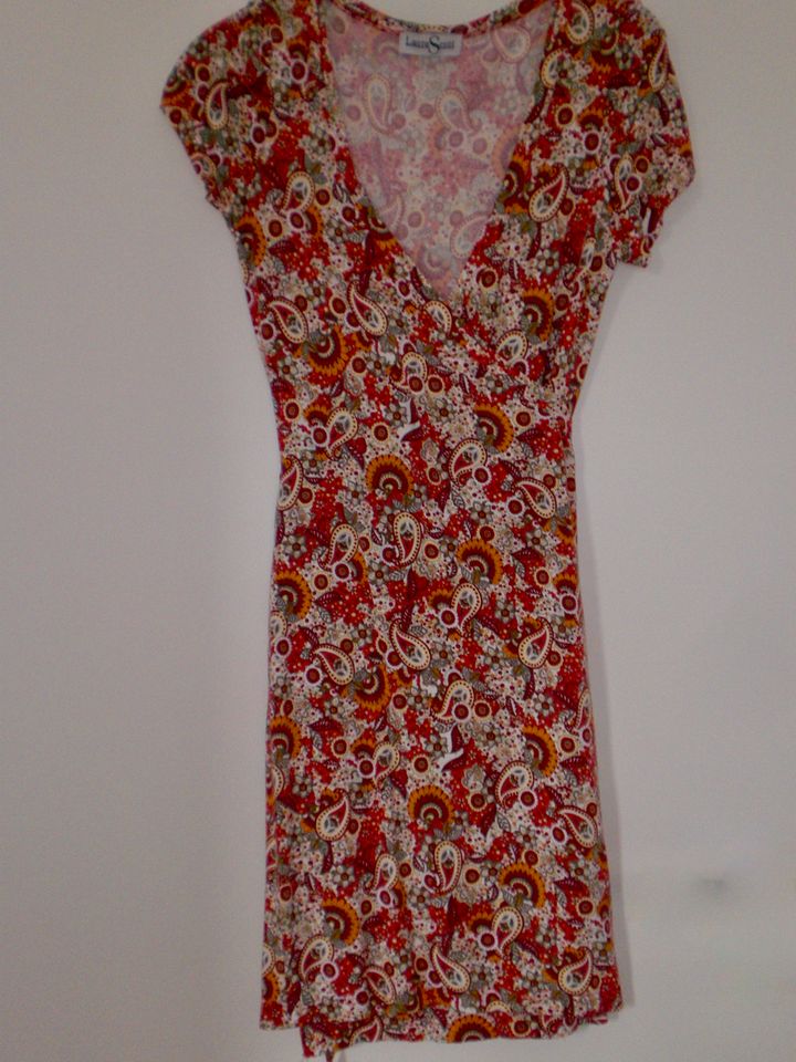 Orig. * Laura Scott * Wickel kleid Paisley Muster bunt Gr. 34 TOP in Melle