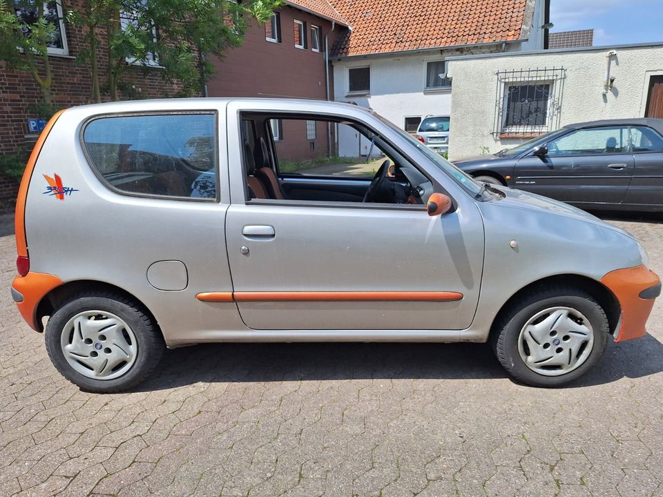 Fiat 600 Seicento Sporting Brush erst 44000 km in Pattensen