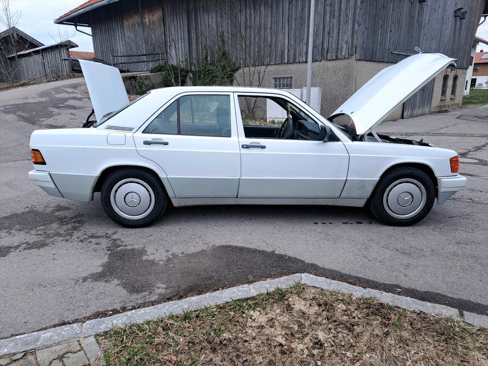 Mercedes 190e 1.8 in Warngau