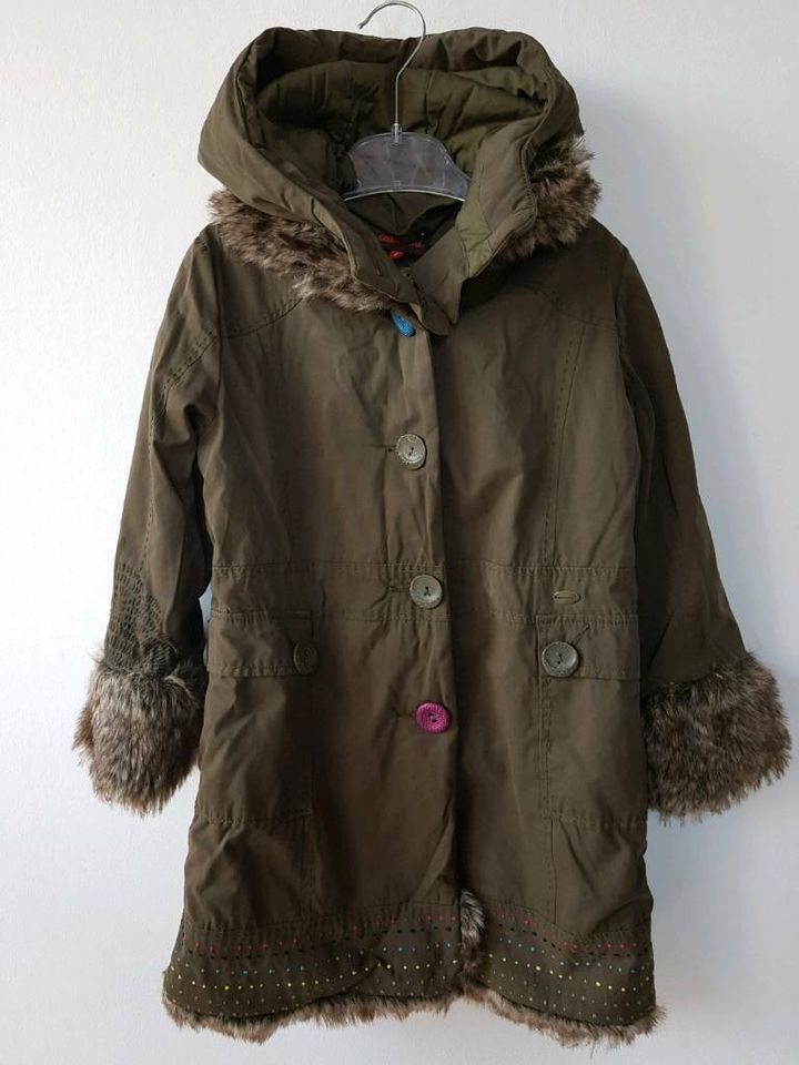 Gigantischer Catimini Parka Winterjacke Mantel Khaki Gr. 116 in Ulm