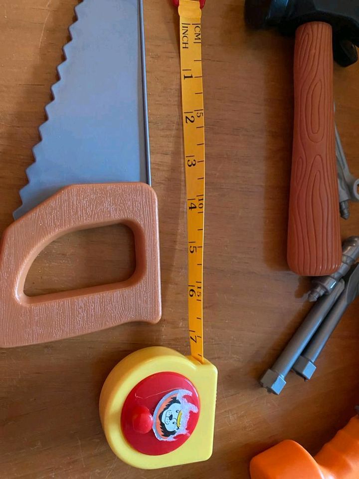 Werkzeugkoffer gebraucht für kleine Handwerker in Hamburg