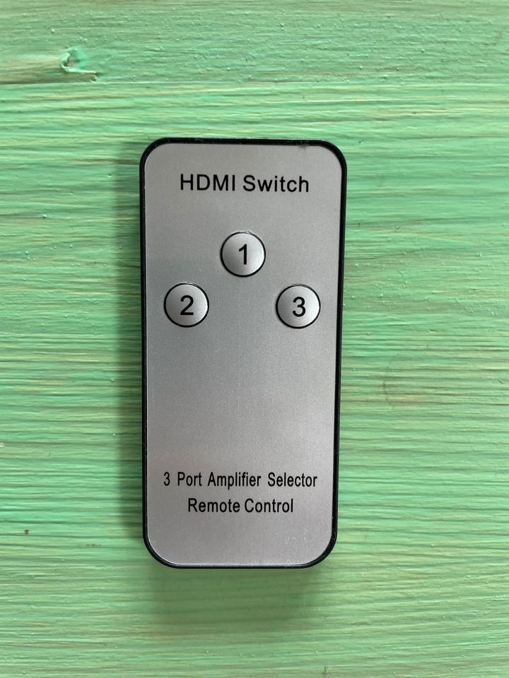 Techole HDMI Switch 3 in 1 out mit Fernbedienung in Schmitten