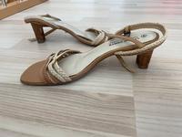 Sommerschuhe Sandalen 40 Nordrhein-Westfalen - Leopoldshöhe Vorschau