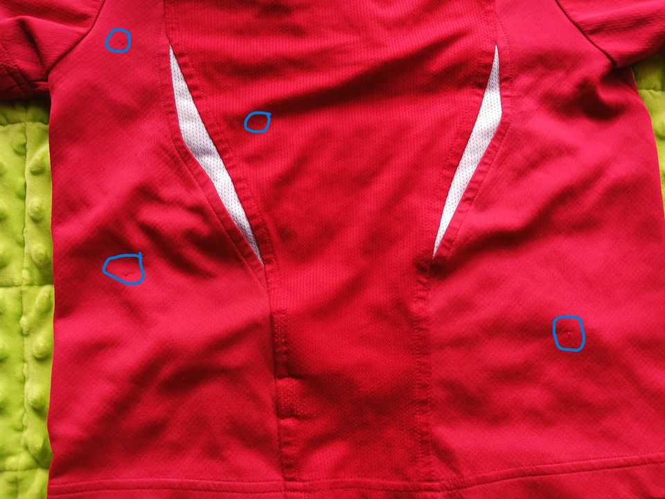 Gr. 116 T-Shirt / Sportshirt Adidas rot climacool in Bad Dürrheim