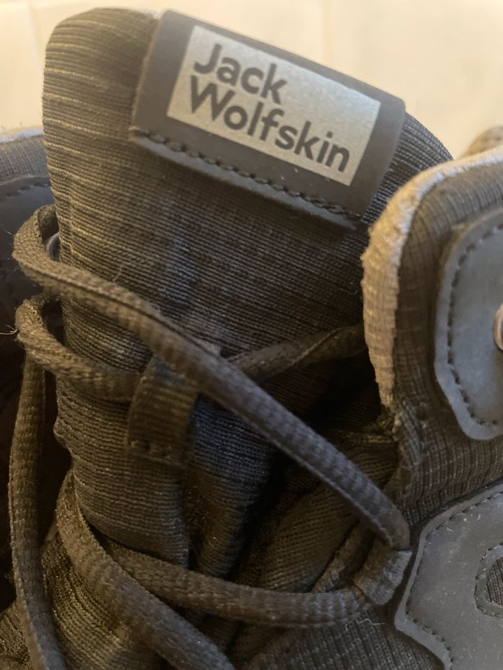 Jack Wolfskin Gr. 39 in Leipzig