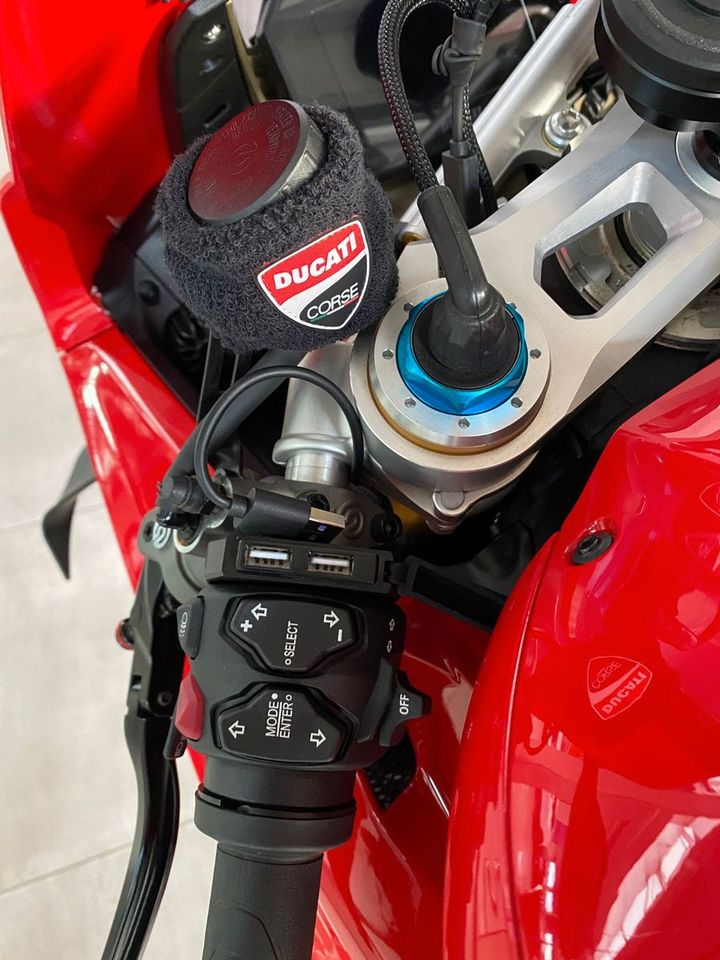 Ducati Panigale V4 S 1.Hand Ducati Sitzbank Evo-Tech in Heiligenhaus