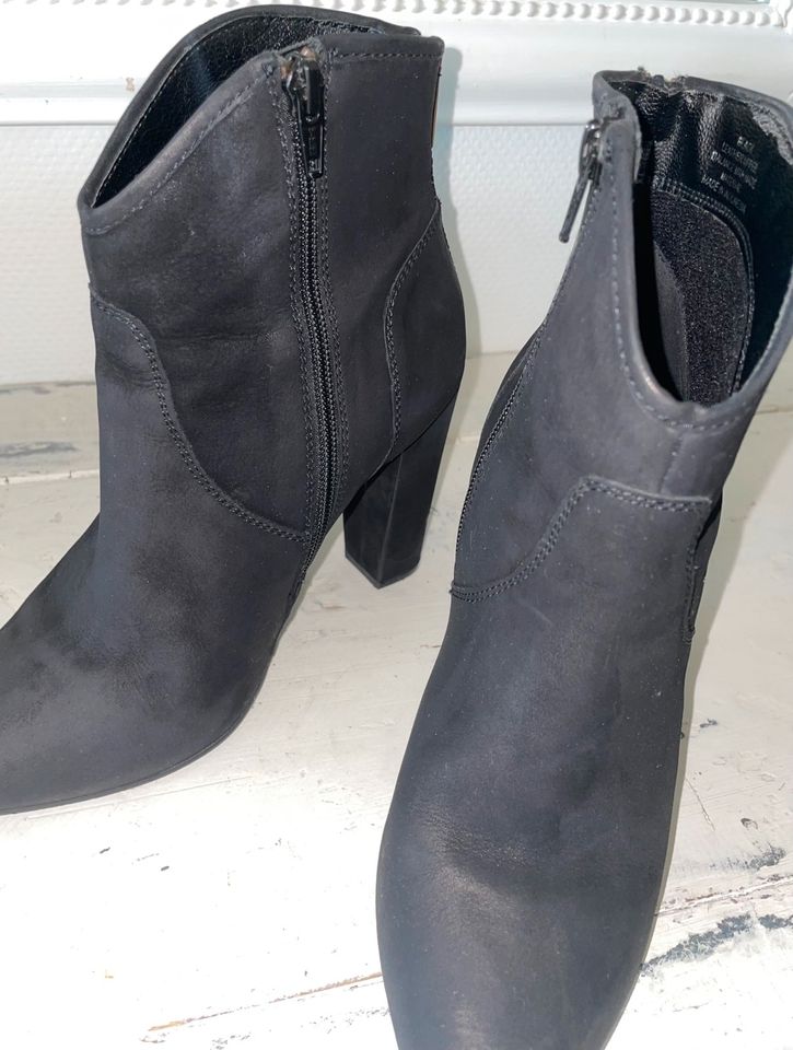 *Steve Madden*Stiefelette*Boots*schwarz*Gr.39*Reißverschluß gold* in Selm