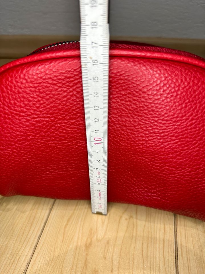 Crossbody Umhängetasche, Bauchtasche in rot in Frankenthal (Pfalz)