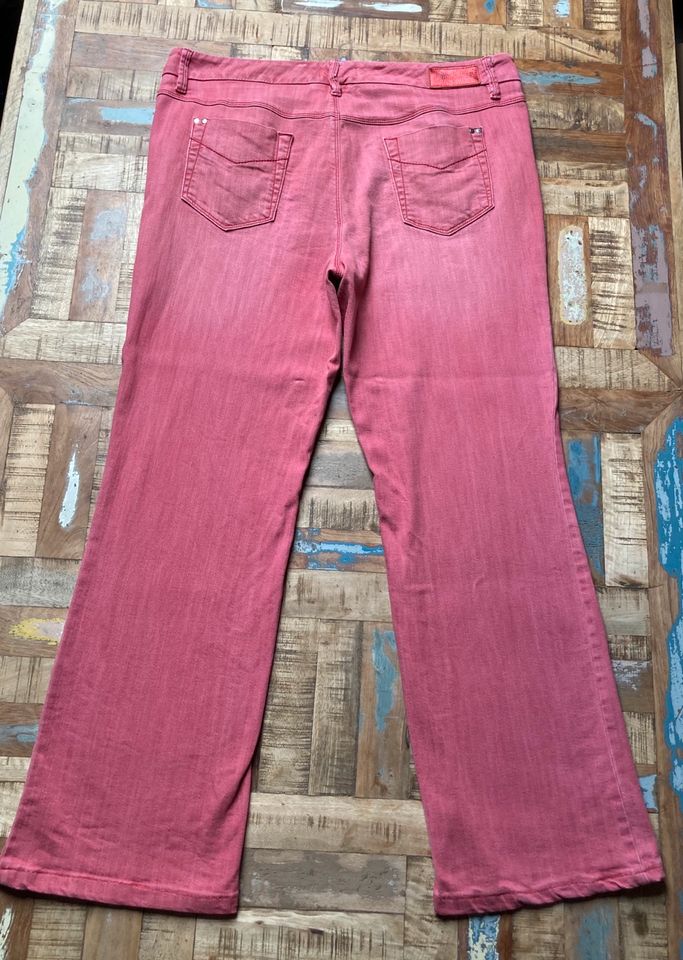 Gardeur Jeans Lachsrot Stretch Größe 46 in Bonn