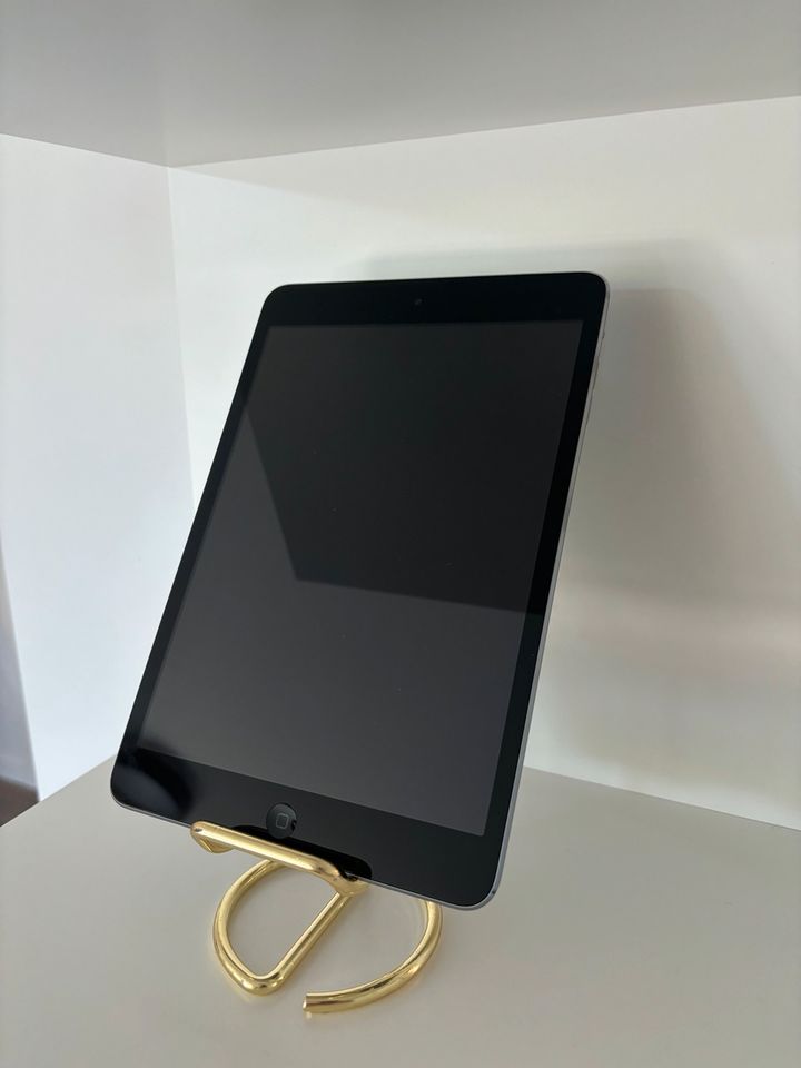 Apple iPad Mini 1. Generation Defekt für Bastler in Bremen