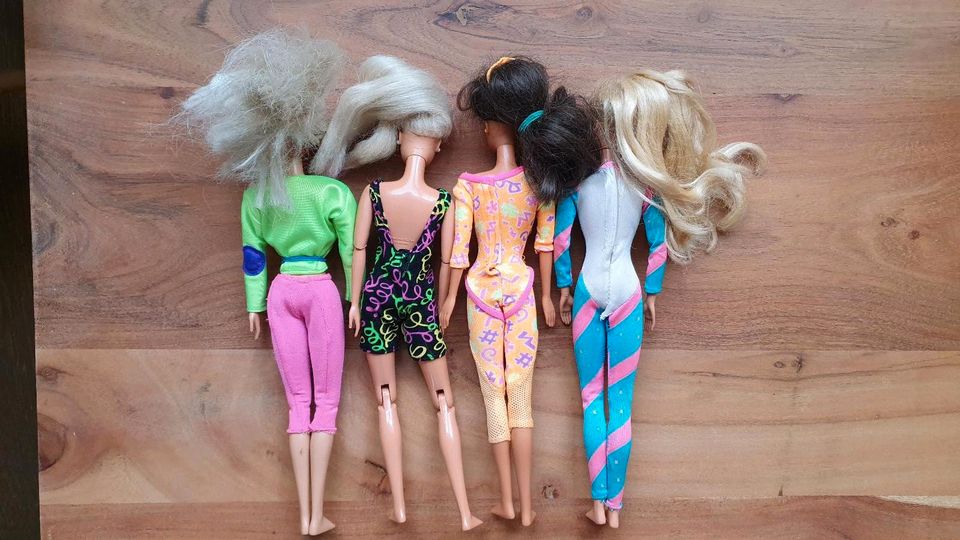 4 x barbie lot Paket set Sport Gelenke beweglich Gymnastik in Biebelnheim