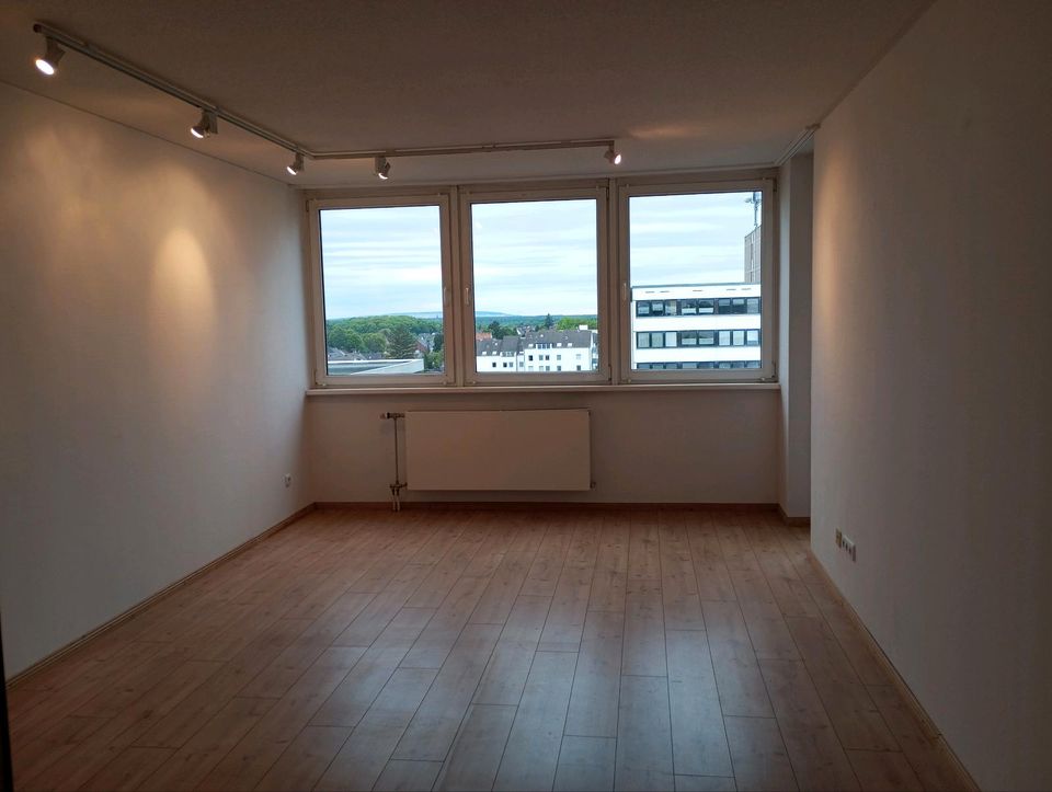Gepflegte 80 m2-Wohnung, mit Balkon, Keller+Tiefgargenstellplatz in Kerpen