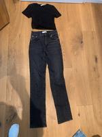 Kleiderpaket Jeans Gr 32 und Shirt Gr XS von Zara Bayern - Puchheim Vorschau