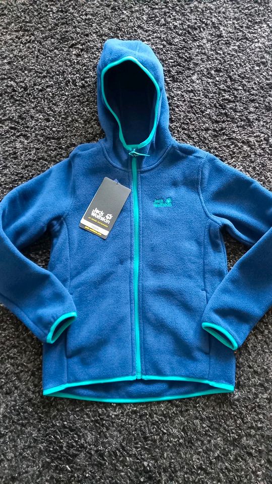 Neu!Fleece Jacke Jack Wolfskin Gr.152 in Adelsdorf