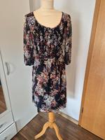 Kleid mit Blumen von Esprit Größe 36 Bayern - Zeilarn Vorschau